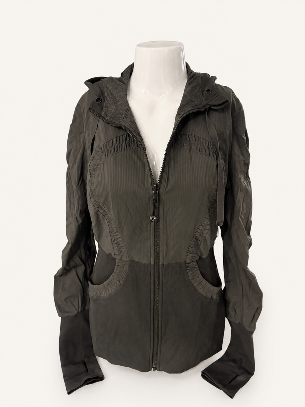 Lululemon Dance Studio Jacket Womens Size 10 (Large) in Army Green